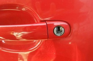 cerradura-de-coche-forzada-720×400-300×197